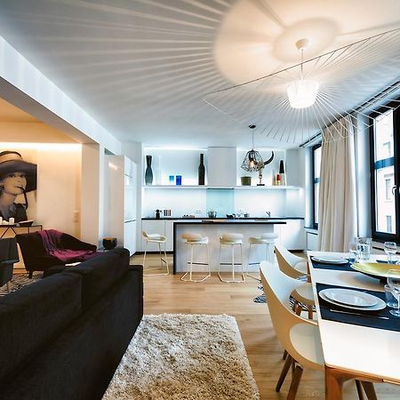 Charles Home - Grand Place Aparthotel Брюксел Стая снимка