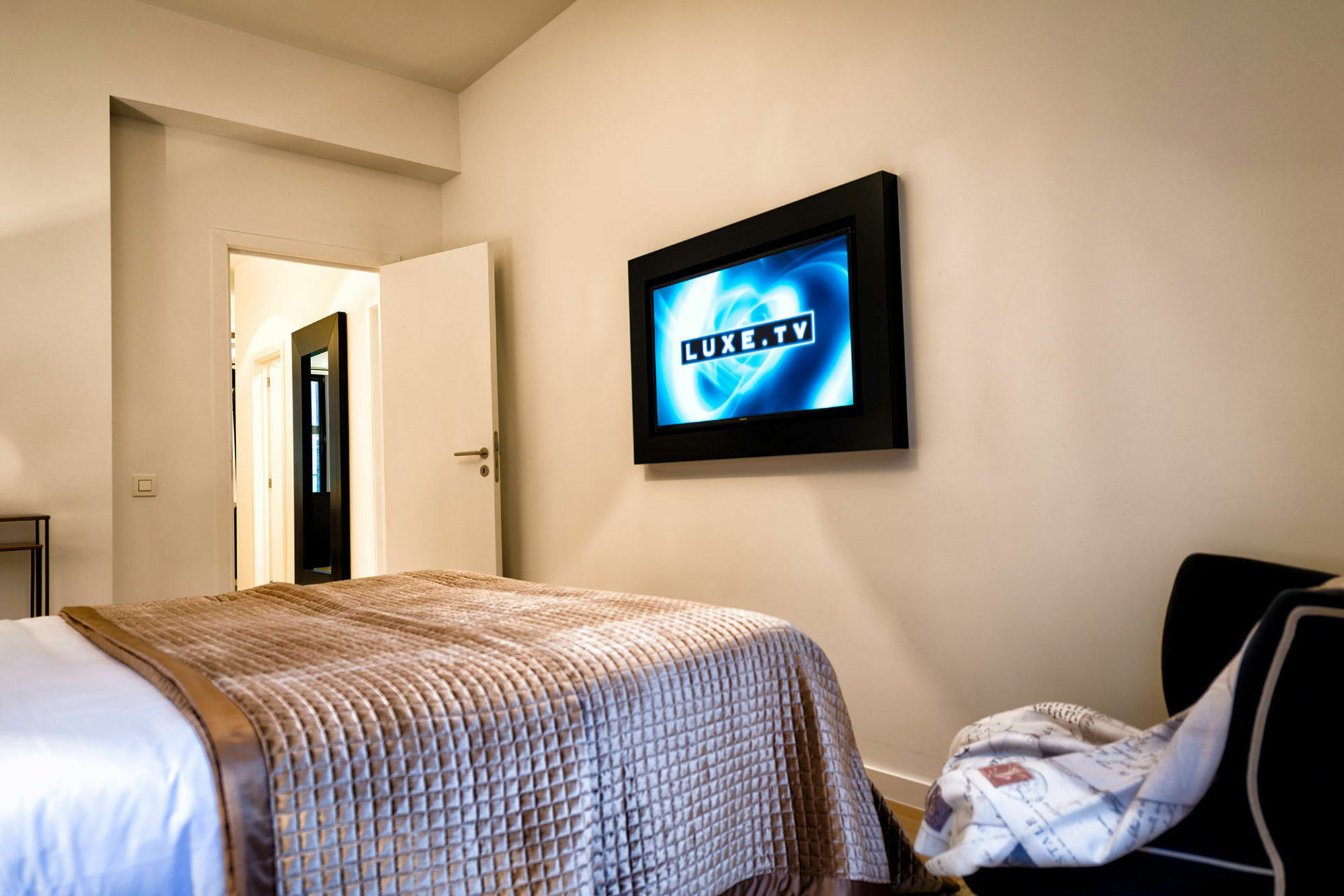 Charles Home - Grand Place Aparthotel Брюксел Екстериор снимка