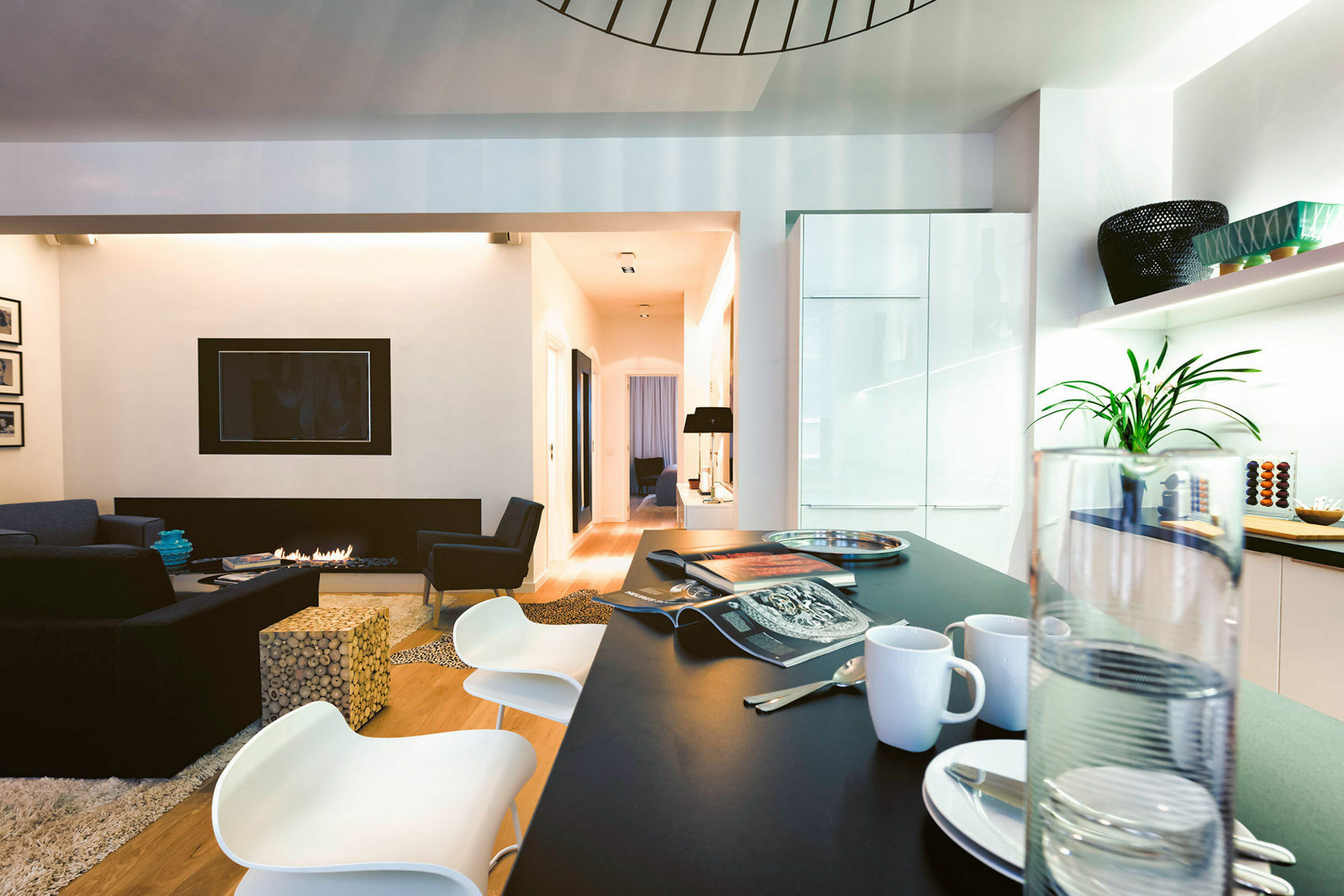 Charles Home - Grand Place Aparthotel Брюксел Екстериор снимка