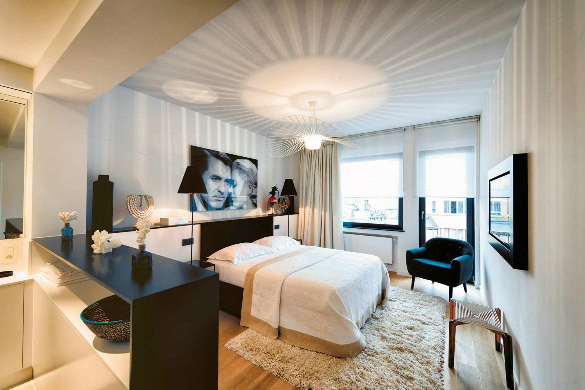 Charles Home - Grand Place Aparthotel Брюксел Екстериор снимка