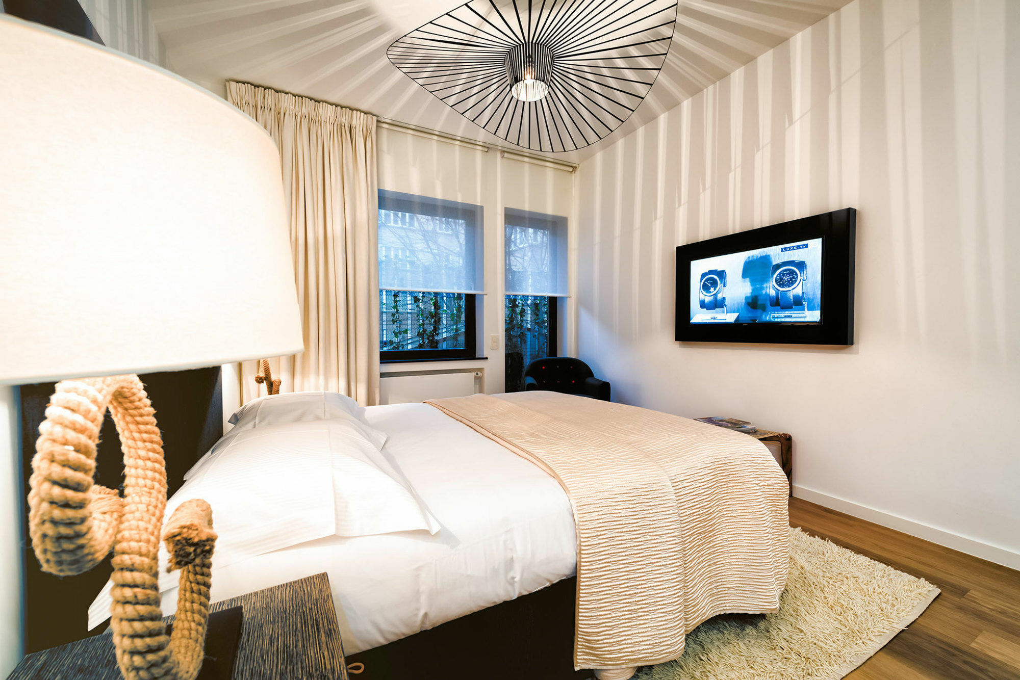 Charles Home - Grand Place Aparthotel Брюксел Екстериор снимка